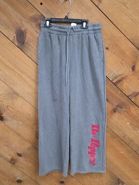 Adult Dr. Pepper Gray Wide-Leg Sweatpants Medium